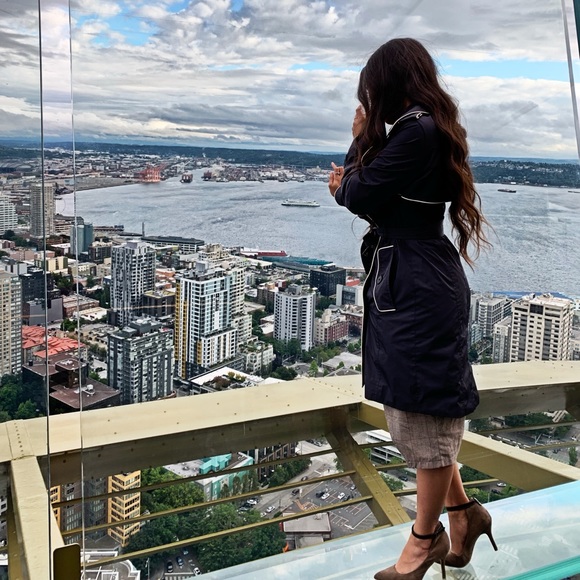 Meet your Posher, Maria - Picture 2 of 7